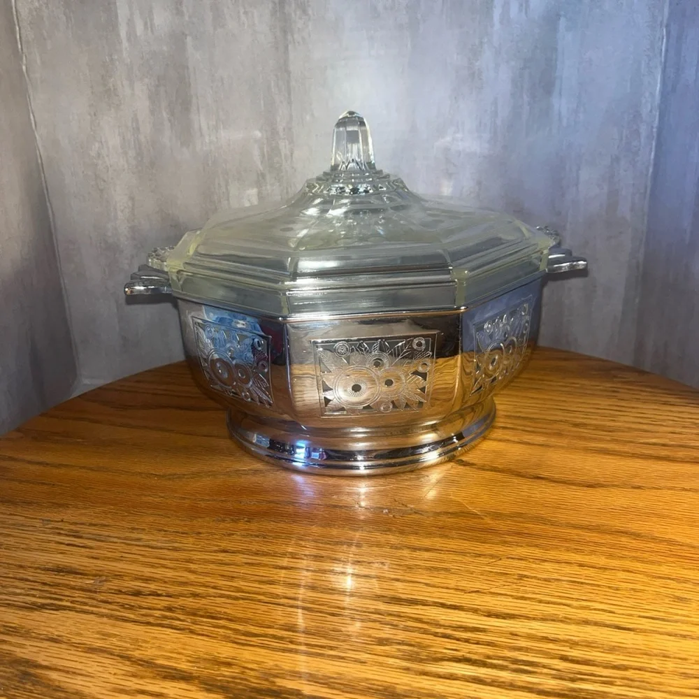 Vintage Art Deco Pyrex Clear Etched Octagonal Casserole  3 Pcs-
